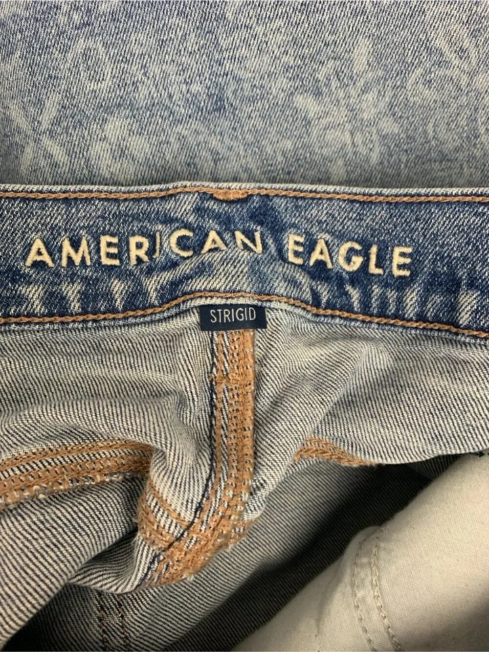 American Eagle Strigid Ex-Boyfriend Jeans